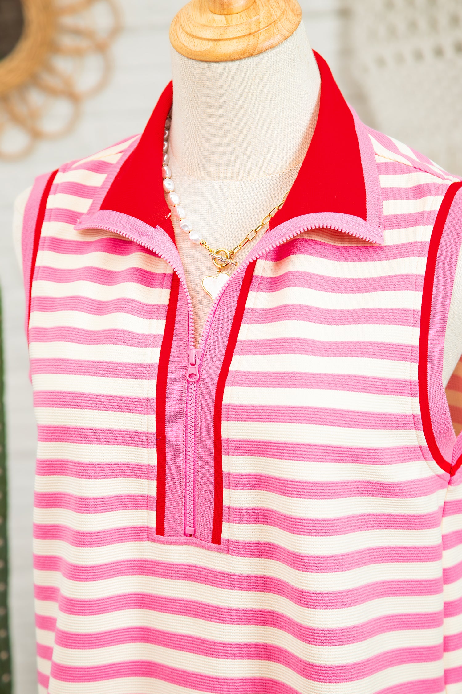 Sachet Pink Textured Stripe Print Contrast Trim Zip Collar Sleeveless 2pcs Skort Set